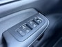 Volvo S60 2.0 B4 R-Design Dark | Pilot Assist | Memory | Stoelverwarming | Stuurverwarming | BLIS