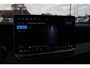 Volkswagen Tiguan 1.5 eHybrid R-Line Business NL auto 1e eigenaar nieuw door ons geleverd Lederen bekleding met elektrische stoelverstelling + geheugen + ventilatie + verwarming black style comfort plus 4 x stoelverwarming trekhaak multimedia pakket plus met o.a. harman en kardon head up display assistentie pakket plus met rondom zicht camera design met LED matrix 20" LMV