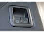 Volkswagen Tiguan 1.5 eHybrid R-Line Business NL auto 1e eigenaar nieuw door ons geleverd Lederen bekleding met elektrische stoelverstelling + geheugen + ventilatie + verwarming black style comfort plus 4 x stoelverwarming trekhaak multimedia pakket plus met o.a. harman en kardon head up display assistentie pakket plus met rondom zicht camera design met LED matrix 20" LMV
