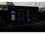 Volkswagen Tiguan 1.5 eHybrid R-Line Business NL auto 1e eigenaar nieuw door ons geleverd Lederen bekleding met elektrische stoelverstelling + geheugen + ventilatie + verwarming black style comfort plus 4 x stoelverwarming trekhaak multimedia pakket plus met o.a. harman en kardon head up display assistentie pakket plus met rondom zicht camera design met LED matrix 20" LMV