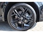 Volkswagen Tiguan 1.5 eHybrid R-Line Business NL auto 1e eigenaar nieuw door ons geleverd Lederen bekleding met elektrische stoelverstelling + geheugen + ventilatie + verwarming black style comfort plus 4 x stoelverwarming trekhaak multimedia pakket plus met o.a. harman en kardon head up display assistentie pakket plus met rondom zicht camera design met LED matrix 20" LMV