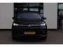 Volkswagen Tiguan 1.5 eHybrid R-Line Business NL auto 1e eigenaar nieuw door ons geleverd Lederen bekleding met elektrische stoelverstelling + geheugen + ventilatie + verwarming black style comfort plus 4 x stoelverwarming trekhaak multimedia pakket plus met o.a. harman en kardon head up display assistentie pakket plus met rondom zicht camera design met LED matrix 20" LMV