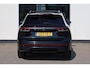Volkswagen Tiguan 1.5 eHybrid R-Line Business NL auto 1e eigenaar nieuw door ons geleverd Lederen bekleding met elektrische stoelverstelling + geheugen + ventilatie + verwarming black style comfort plus 4 x stoelverwarming trekhaak multimedia pakket plus met o.a. harman en kardon head up display assistentie pakket plus met rondom zicht camera design met LED matrix 20" LMV