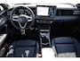 Volkswagen Tiguan 1.5 eHybrid R-Line Business NL auto 1e eigenaar nieuw door ons geleverd Lederen bekleding met elektrische stoelverstelling + geheugen + ventilatie + verwarming black style comfort plus 4 x stoelverwarming trekhaak multimedia pakket plus met o.a. harman en kardon head up display assistentie pakket plus met rondom zicht camera design met LED matrix 20" LMV