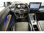 Volkswagen T-Roc 1.5 eTsi 150pk R-Line First Ed. | IQ. Light | 360° | Head-up | 100% (Dealer) onderhouden label