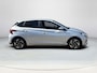 Hyundai i20 1.0 T-GDI Premium | Stoel-Stuurverwarming | Apple carplay | Trekhaak | Parkeercamera + Sensoren | Rijklaarprijs!
