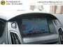 Ford Focus Wagon 1.0 126PK TITANIUM VOL LUXE RECENT NIEUWE DISTRIBUTIERIEM!! STOEL/STUUR/VOORRUITVERWARMING TREKHAAK NAVI 1/2 LEDER CLIMA CRUISE BLUETOOTH PDC V+A 17INCH KEYLESS ENZ...