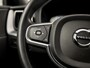 Volvo XC60 2.0 T8 Twin Engine AWD Inscription 391Pk Automaat (PANORAMADAK, LUCHTVERING, APPLE CARPLAY, GROOT NAVI, ELEK SPORTSTOELEN, LEDER, ZWART HEMEL, STOELVERWARMING, GETINT GLAS, NIEUWSTAAT)