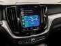 Volvo XC60 2.0 T8 Twin Engine AWD Inscription 391Pk Automaat (PANORAMADAK, LUCHTVERING, APPLE CARPLAY, GROOT NAVI, ELEK SPORTSTOELEN, LEDER, ZWART HEMEL, STOELVERWARMING, GETINT GLAS, NIEUWSTAAT)