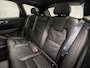 Volvo XC60 2.0 T8 Twin Engine AWD Inscription 391Pk Automaat (PANORAMADAK, LUCHTVERING, APPLE CARPLAY, GROOT NAVI, ELEK SPORTSTOELEN, LEDER, ZWART HEMEL, STOELVERWARMING, GETINT GLAS, NIEUWSTAAT)