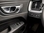 Volvo XC60 2.0 T8 Twin Engine AWD Inscription 391Pk Automaat (PANORAMADAK, LUCHTVERING, APPLE CARPLAY, GROOT NAVI, ELEK SPORTSTOELEN, LEDER, ZWART HEMEL, STOELVERWARMING, GETINT GLAS, NIEUWSTAAT)