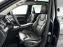 Volvo XC90 T8 Plug-in hybrid AWD Ultra Dark | SOH 100% | Panoramadak | 360° camera | Bowers & WIlkins | Luchtvering | Head-up display | Stoelventilatie | Trekhaak