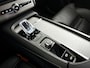 Volvo XC90 T8 Plug-in hybrid AWD Ultra Dark | SOH 100% | Panoramadak | 360° camera | Bowers & WIlkins | Luchtvering | Head-up display | Stoelventilatie | Trekhaak