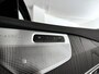 Volvo XC90 T8 Plug-in hybrid AWD Ultra Dark | SOH 100% | Panoramadak | 360° camera | Bowers & WIlkins | Luchtvering | Head-up display | Stoelventilatie | Trekhaak
