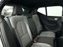 Volvo XC40 B4 Plus Dark | Parkeercamera | Harman Kardon | Stoel- en Stuurverwarming | Trekhaak