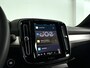 Volvo XC40 B4 Plus Dark | Parkeercamera | Harman Kardon | Stoel- en Stuurverwarming | Trekhaak
