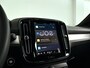 Volvo XC40 B4 Plus Dark | Parkeercamera | Harman Kardon | Stoel- en Stuurverwarming | Trekhaak