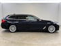 BMW 5-Serie Touring 520d Executive | Virtual | Clima | Cruise | Navi | LED | Trekhaak | Leder | Parkeersens.