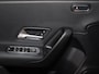 Mercedes-Benz A-klasse 180 Business Solution | Comfortstoelen | DAB | LED | 10.25" Multimedia Scherm | Navigatie | Parkeersensoren V+A | Dodehoek detectie | Climate Control |