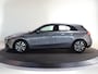 Mercedes-Benz A-klasse 180 Business Solution | Comfortstoelen | DAB | LED | 10.25" Multimedia Scherm | Navigatie | Parkeersensoren V+A | Dodehoek detectie | Climate Control |