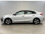 Hyundai Ioniq Premium EV 28 kWh | Snelladen | SOH 87% | Pano | Virtual | Camera | Carplay | Memory | Stoelverw/verkoeling | NAP