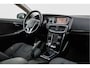 Volvo V40 Cross Country 2.0 D2 Nordic+ Trekhaak/ Stoelverwarming/ Standkachel/ Full map navigatie/ Cruise control