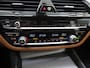 BMW 5-Serie Touring 530e | Panoramadak | Trekhaak | Leder | Camera | Memory | Sfeerlicht | Carplay