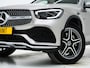 Mercedes-Benz GLC 300e 4MATIC AMG | Panoramadak | Sfeerlicht | Camera | Sportstuur | Virtual | Stoelverwarming | Carplay