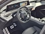 Peugeot 3008 GT Exclusive | Adaptieve cruise control met Stop&Go functie | Elektrische parkeerrem | Extra getinte achterste zijruiten en achterruit