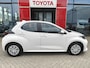 Toyota Yaris 1.5 Hybrid 115 Active Navigatie + Apple Carplay | Stoelverwarming | Allseasons