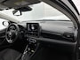 Toyota Yaris 1.5 Hybrid 115 Dynamic | Navigatie | PDC | BLS | Stuur-Stoelverwarming |