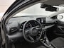 Toyota Yaris 1.5 Hybrid 115 Dynamic | Navigatie | PDC | BLS | Stuur-Stoelverwarming |