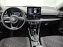 Toyota Yaris 1.5 Hybrid 115 Dynamic | Navigatie | PDC | BLS | Stuur-Stoelverwarming |