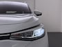 Volkswagen ID.4 SOH 91% Trekhaak Adap.Cruise Navi Ecc Apple Carplay Android Auto Stoelverwarming Voorruitverwarming Led Lmv 18" Isofix DAB Front Assist Bluetooth Rijstrooksensor Verkeersbord detectie 55kWh 1.000KG Trekgewicht Origineel Nederlandse Auto