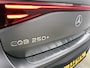 Mercedes-Benz EQB 250+ AMG Nightpakket 71 kWh | Panoramadak | Head up | Burmester | Memory | 360 gr Camera | Stuur en Stoelverwarming | Sfeerverlichting | Inclusief 24 maanden Mercedes-Benz Certified garantie voor Europa |