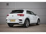 Volkswagen T-Roc 1.5 TSI Sport R-line | Pano | Trekhaak | Virtual Dash |