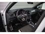 Volkswagen T-Roc 1.5 TSI Sport R-line | Pano | Trekhaak | Virtual Dash |