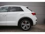 Volkswagen T-Roc 1.5 TSI Sport R-line | Pano | Trekhaak | Virtual Dash |