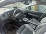 Peugeot 5008 1.6 THP GT 5p. Automaat,Leer,Panodak,Trekhaak Dealer onderhouden