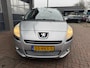 Peugeot 5008 1.6 THP GT 5p. Automaat,Leer,Panodak,Trekhaak Dealer onderhouden