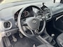 Volkswagen Up! 1.0 MPI 60pk BMT move up! Cruise Control Camera PDC DAB Elektrische spiegels Airco