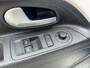 Volkswagen Up! 1.0 MPI 60pk BMT move up! Cruise Control Camera PDC DAB Elektrische spiegels Airco