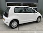 Volkswagen Up! 1.0 MPI 60pk BMT move up! Cruise Control Camera PDC DAB Elektrische spiegels Airco
