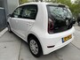 Volkswagen Up! 1.0 MPI 60pk BMT move up! Cruise Control Camera PDC DAB Elektrische spiegels Airco