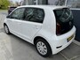 Volkswagen Up! 1.0 MPI 60pk BMT move up! Cruise Control Camera PDC DAB Elektrische spiegels Airco