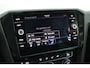 Volkswagen Passat Variant 1.5 TSI 150pk DSG Business Trekhaak Navigatie Adaptive Cruise