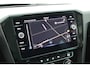 Volkswagen Passat Variant 1.5 TSI 150pk DSG Business Trekhaak Navigatie Adaptive Cruise