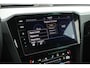 Volkswagen Passat Variant 1.4 TSI PHEV 218pk GTE Business Trekhaak Camera Panoramadak Leder Stoelverwarming Keyless Virtual Cockpit Navigatie