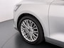 Ford Focus Wagon T 125PK Hybride Trekhaak Navi Camera LED Dual-ECC Keyless FordPass-ConnectStoel+Stuur+Voorruitverwarming Apple Carplay Android Auto Cruise Control Pdc Titanium Style DAB Bluetooth Lmv 17" Ecc GSM Draadloos Opladen Led Privacy Glas Isofix Lane Assist Keyless Licht-/regensensor Origineel Nederlandse Auto € 34.000 nieuw