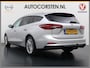 Ford Focus Wagon T 125PK Hybride Trekhaak Navi Camera LED Dual-ECC Keyless FordPass-ConnectStoel+Stuur+Voorruitverwarming Apple Carplay Android Auto Cruise Control Pdc Titanium Style DAB Bluetooth Lmv 17" Ecc GSM Draadloos Opladen Led Privacy Glas Isofix Lane Assist Keyless Licht-/regensensor Origineel Nederlandse Auto € 34.000 nieuw